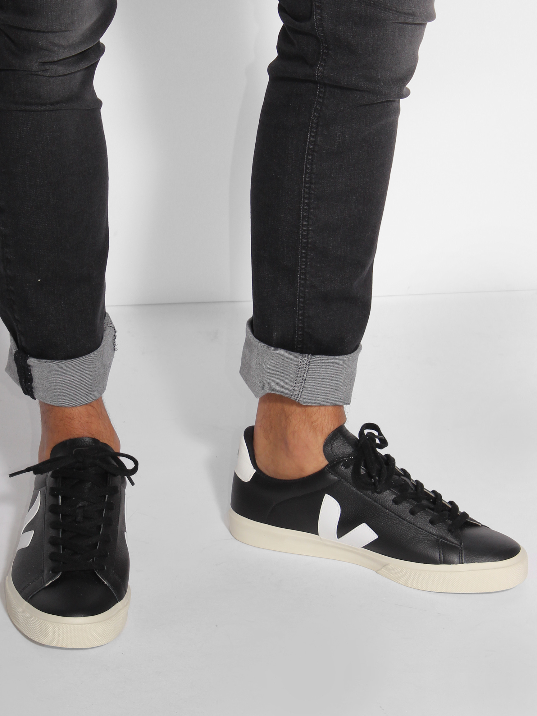 veja sneakers leopard