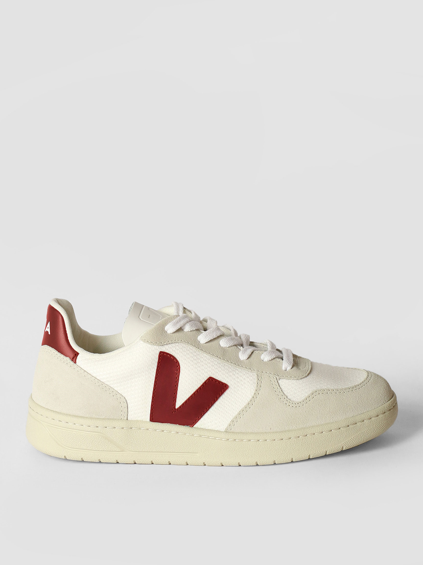 veja size 42