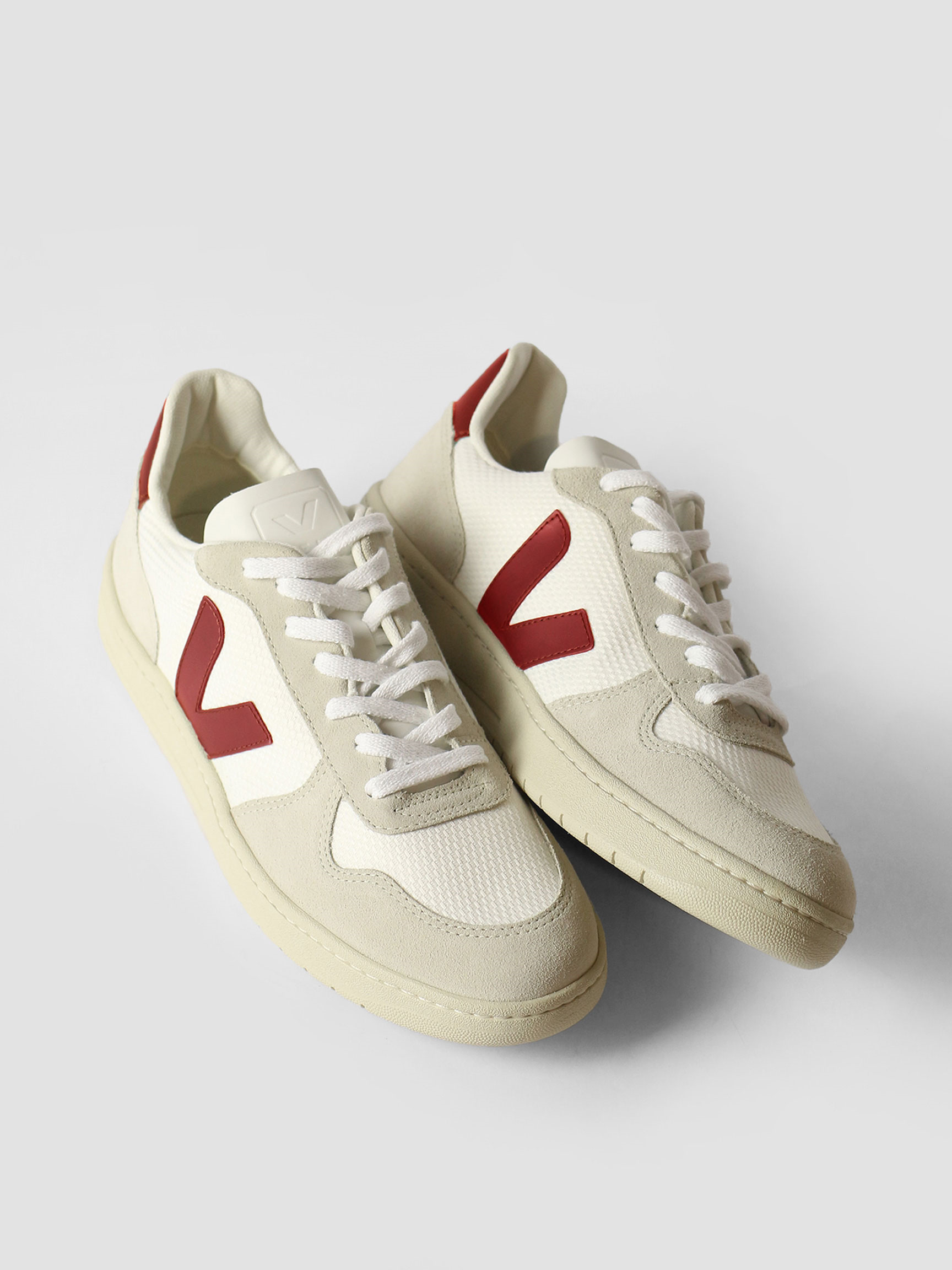veja size 46